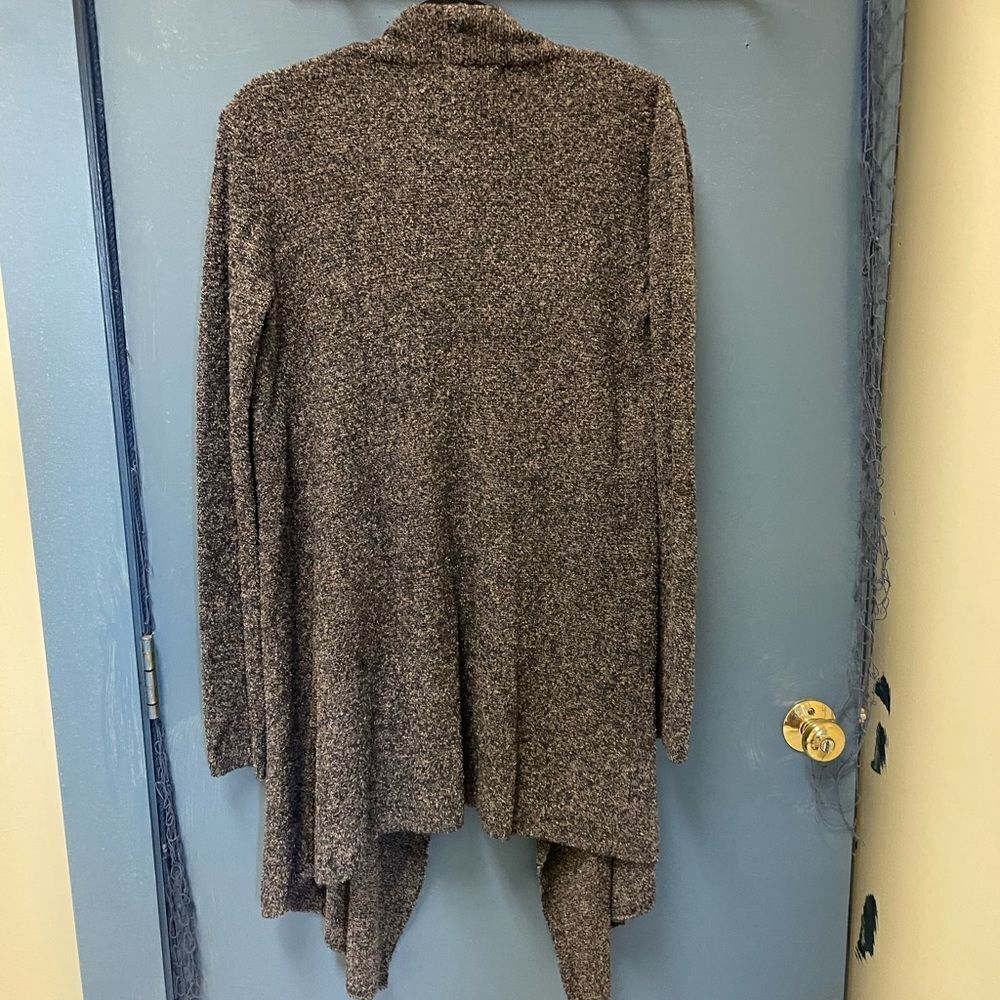 Sweater    - Picture 2 of 4